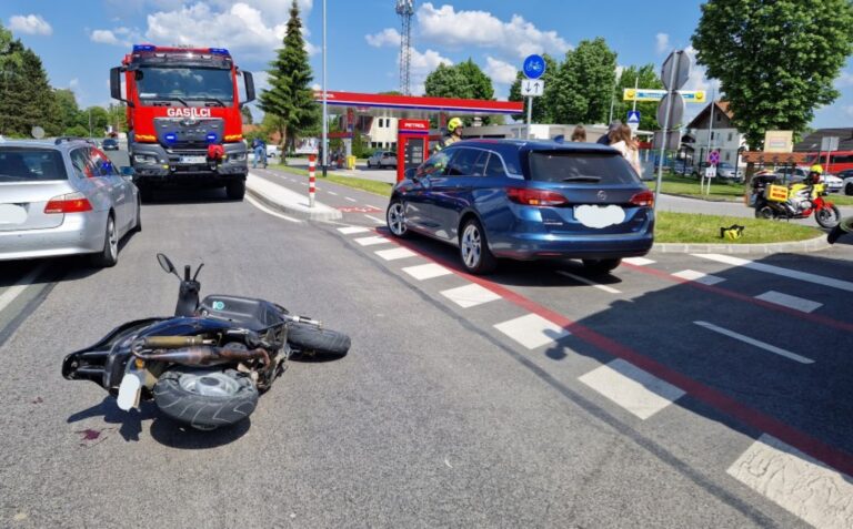 Trk osebnega vozila in skuterja