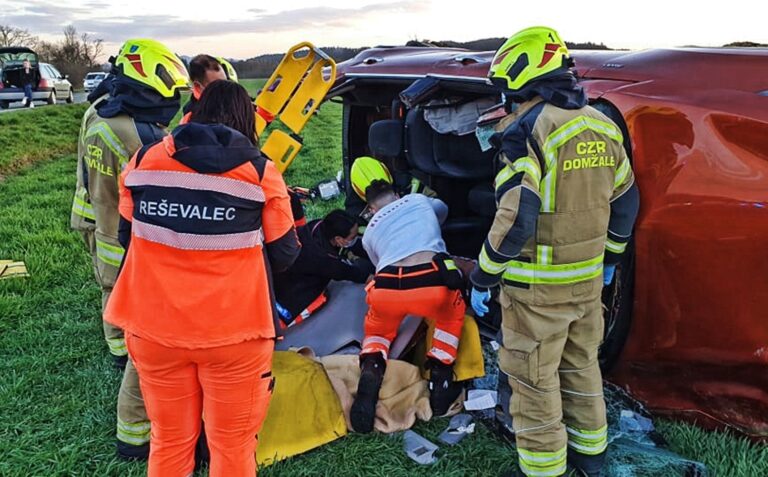 Prometna nesreča med Domžalami in Dragomljem