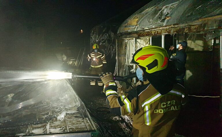 Požar rastlinjaka v Dobu