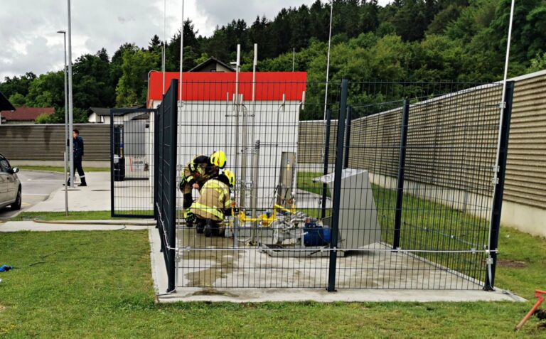 Uhajanje plina na bencinskem servisu v Zaborštu