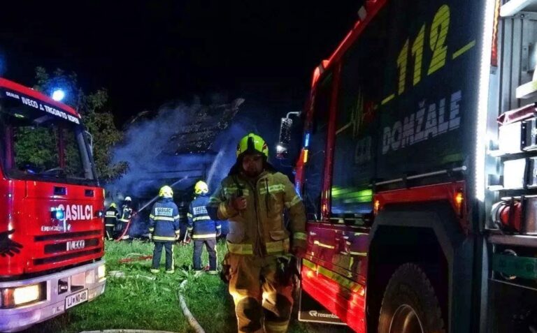 V Študi gorel kozolec