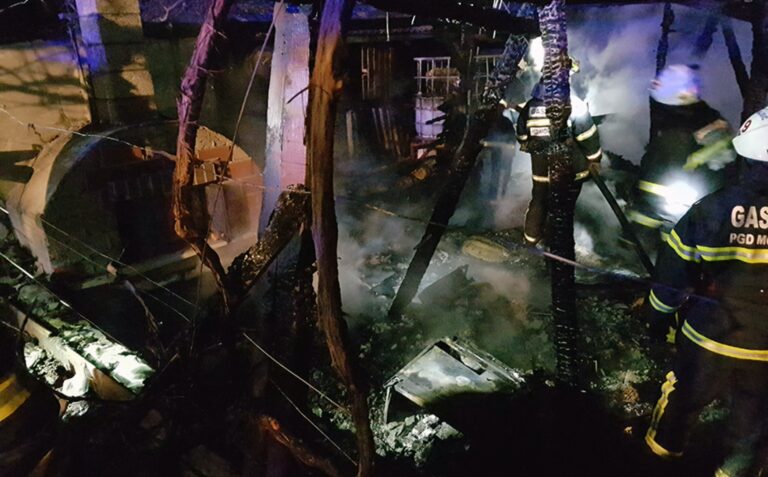 Na Limbarski gori pogorela lesena vikend hiša