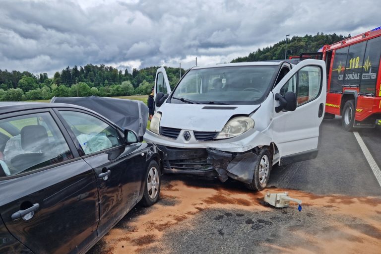 Na Virski cesti trčili vozili